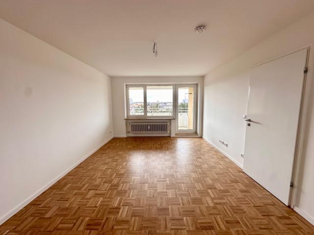 Helle 2,5 Zimmer Wohnung mit Balkon in Nürnberg