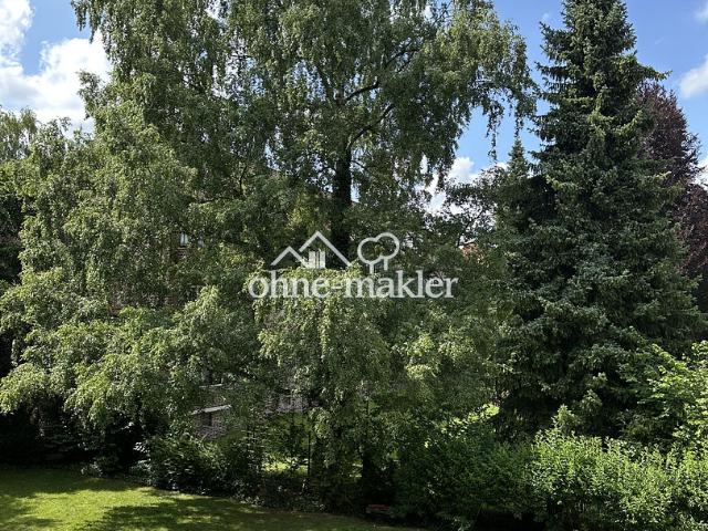 Helle 2,5 Zimmer Wohnung mit großem Balkon in Stadtpark Nähe