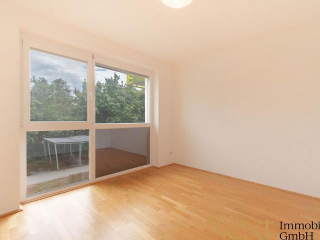 Helle 2,5 Zimmer Wohnung mit idealer Raumaufteilung und gemütlichen Balkon zu vermieten!
