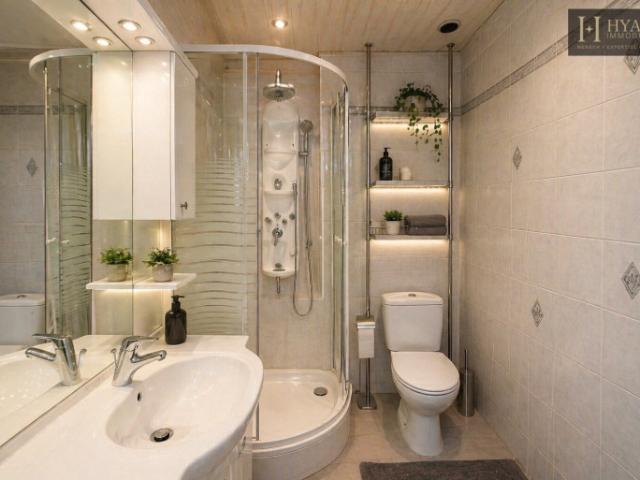 Helle 2,5 Zimmer Wohnung mit Lift im 4. Stock – durchdachter Grundriss & echtes Wohnpotenzial in gepflegtem Haus