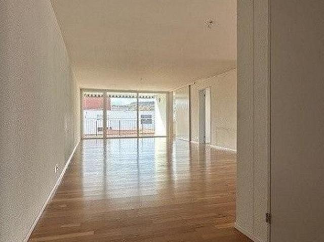 Helle 2.5 Zimmerwohnung im beliebten Zwicky Areal