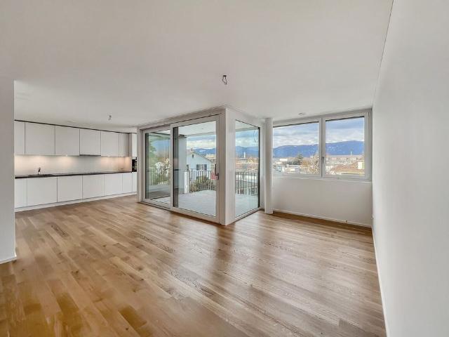 Helle 2.5 Zimmerwohnung im Erdgeschoss Baujahr 2021