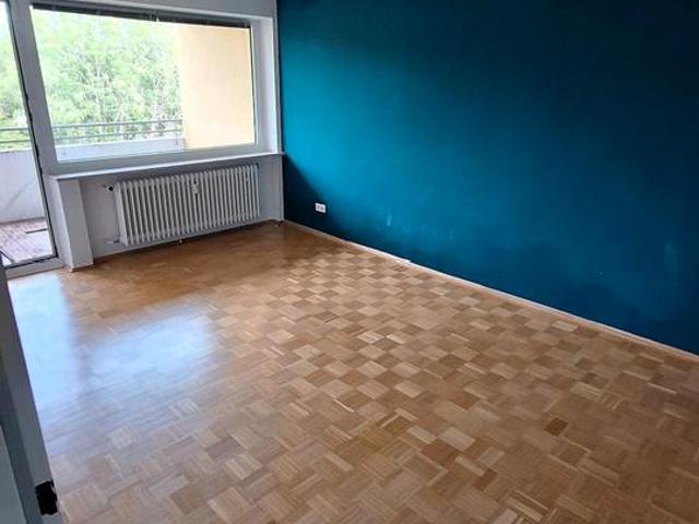 Helle 2Z Wohnung mit Balkon und TG Stellplatz