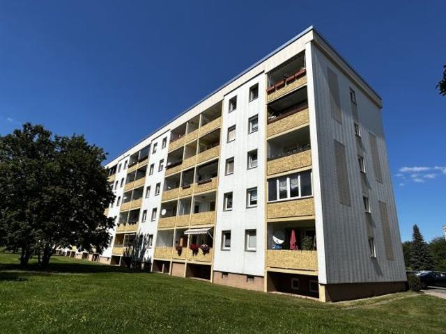 Helle 3 Raumwhg. mit Loggia und EBK in Zwickau Mosel!