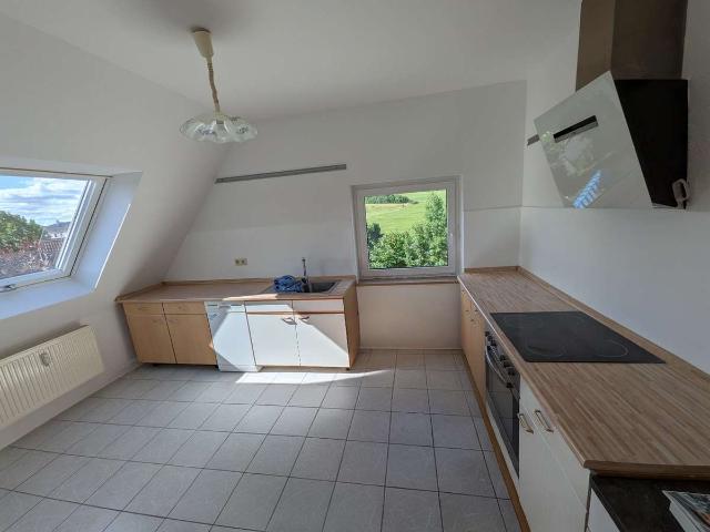 Helle 3 Raum Wohnung in Brattendorf mit EBK