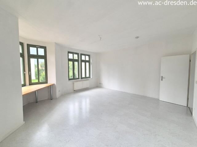Helle 3 Raum Wohnung in saniertem Gründerzeit Mehrfamilienhaus, ruhige zentrumsnahe Lage in Chemnitz Hilbersdorf