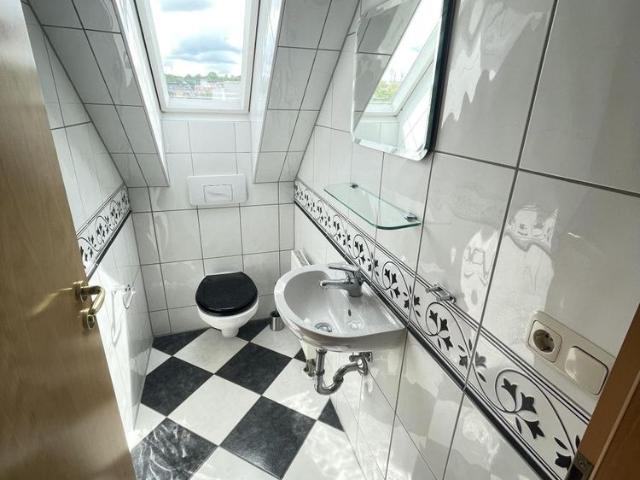 Helle 3 Raum Wohnung mit schönem Balkon in Zwickau