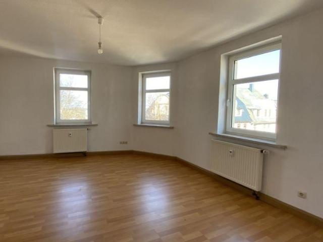 Helle 3 Raum Wohnung mit Tageslichtbad