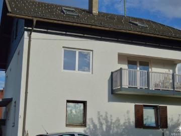 Helle 3 Zi Mietwohnung mit Südbalkon & Stellplatz in St. Magdalen