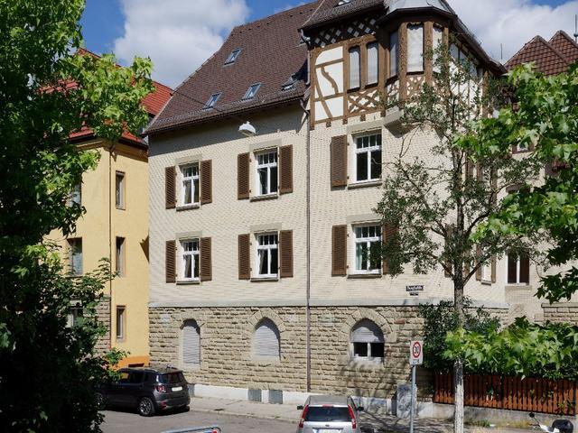 Helle 3 Zi. Altbau Maisonette am Südheimer Platz