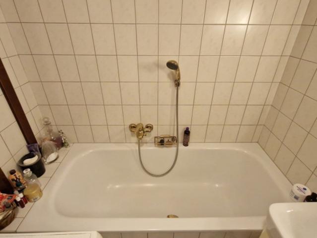 Helle 3 Zimmer Dachgeschosswohnung in Toplage Innsbruck – Ostbalkon & Bergblick
