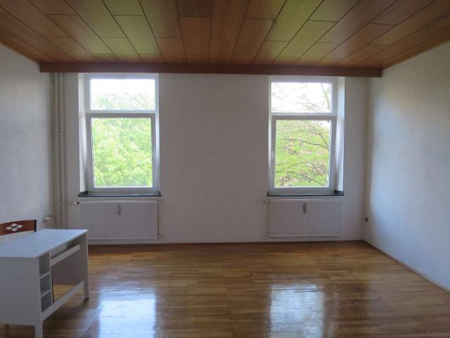 Helle 3 Zi. Wohnung direkt am Park