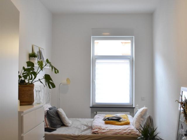 Helle 3 Zi Wohnung mit EBK in zentraler Lage
