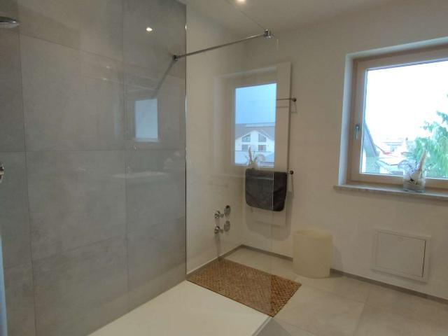 Helle 3 Zimmer Whg. mit Südbalkon, EBK und Stellplatz