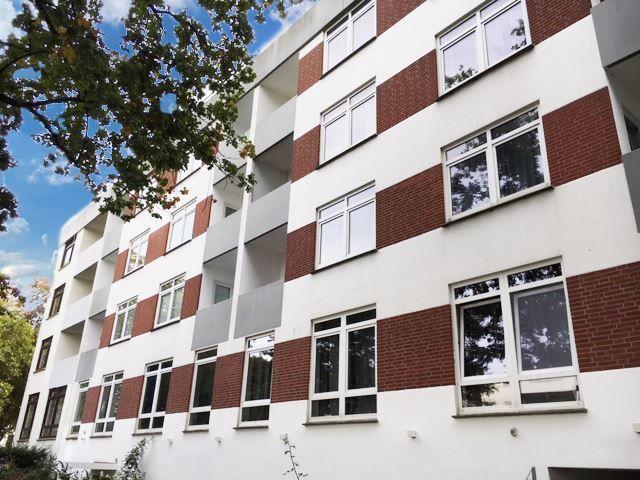 Helle 3 Zimmer Wohnung mit 2 Balkonen, Einbauküche und Wannenbad in Schwachhhausen nahe Gete