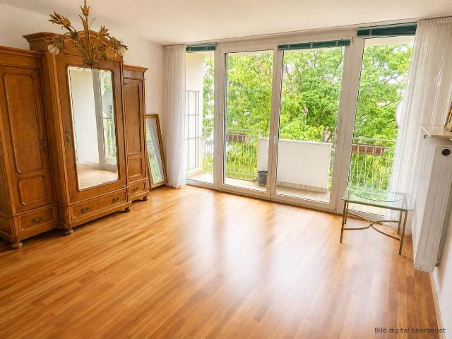Helle 3 Zimmer Wohnung mit 2 Loggien in attraktiver Lage | provisionsfrei