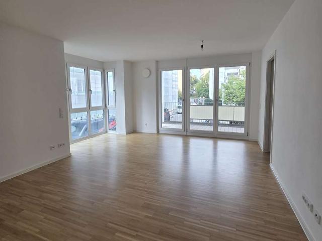 Helle 3 Zimmer Wohnung mit Tiefgaragenstellplatz und Kellerabteil in Augsburgs Innenstadt