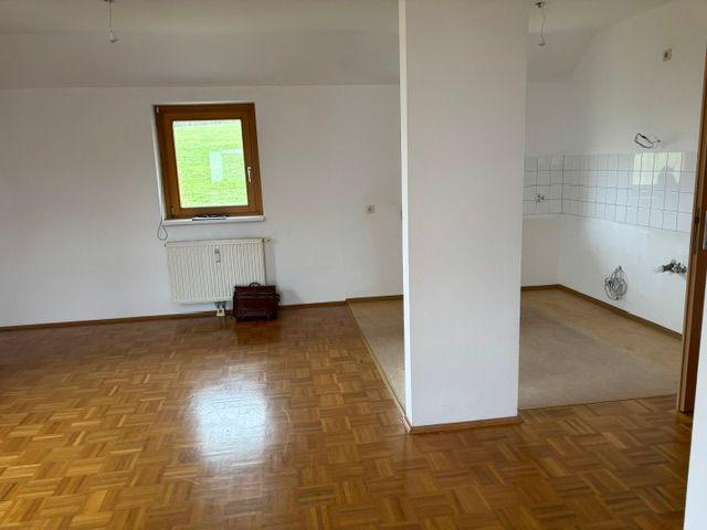 Helle 3 Zimmer Wohnung mit tollem Ausblick in absoluter Ruhelage