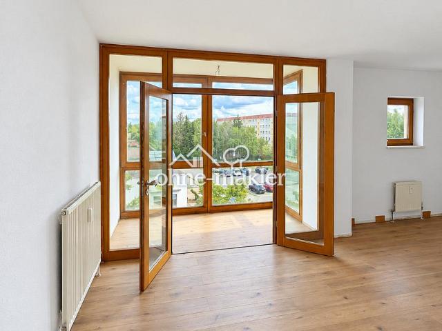 Helle 3 Zimmer Wohnung mit Wintergarten in Velten, wenige Minuten zum Bahnhof