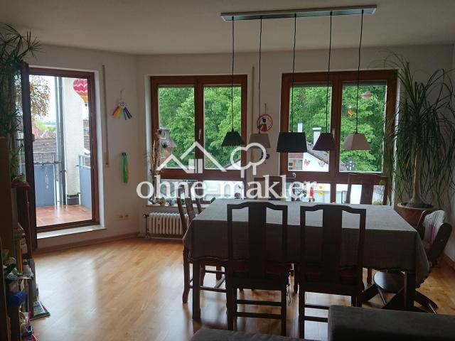 Helle 3 Zimmer Wohnung mit zwei Balkonen, Seeblick und Alpenpanorama