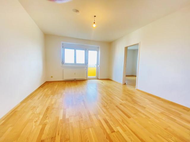 Helle 3 Zimmer Wohnung mit zwei sonnigen Loggien – Ihr neues Zuhause erwartet Sie