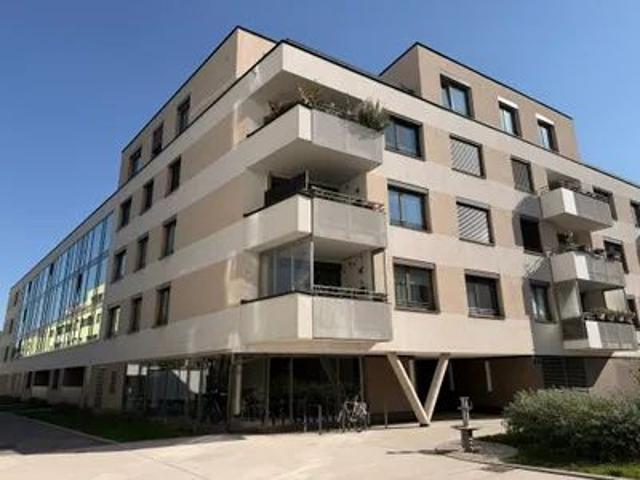 Helle 3 Zimmer Wohnung mit Balkon & Garage in Liesing