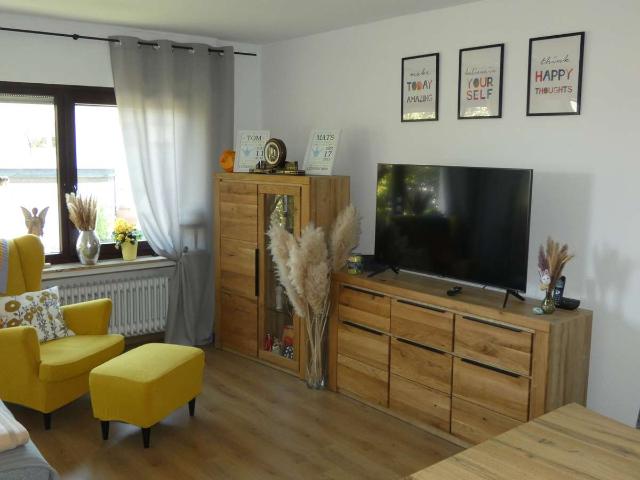 Helle 3 Zimmer Wohnung mit Balkon, Gartenmitbenutzung und großem Stauraum in ruhiger Wohnlage