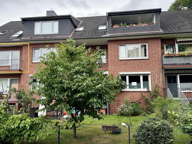 Helle 3 Zimmer Wohnung mit Balkon & eigenem Stellplatz * von privat