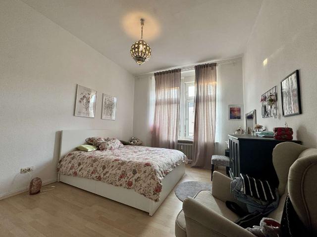 Helle 3 Zimmer Wohnung mit Balkon & Einbauküche in Mannheim Schwetzingerstadt