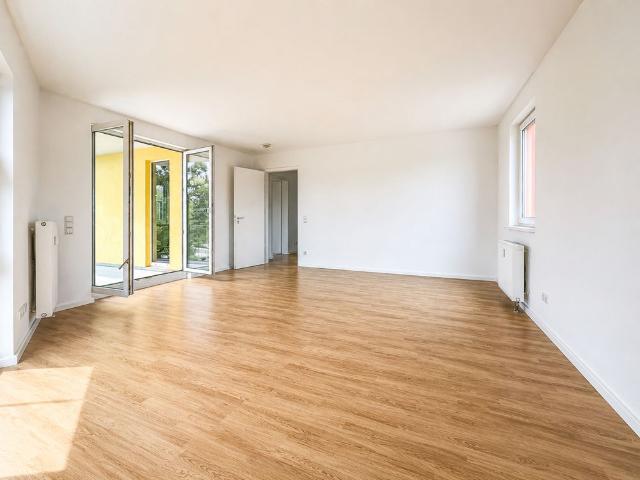 Helle 3 Zimmer Wohnung mit Balkon im beliebten Sonnengarten in Glienicke/Nordbahn