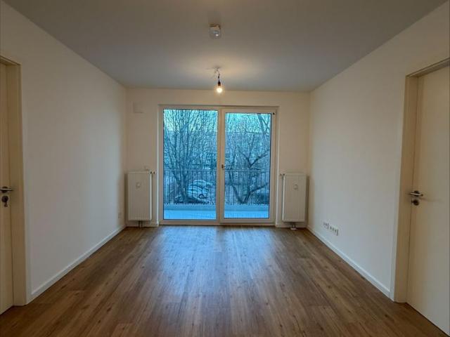 Helle 3 Zimmer Wohnung mit Balkon in Berlin Biesdorf