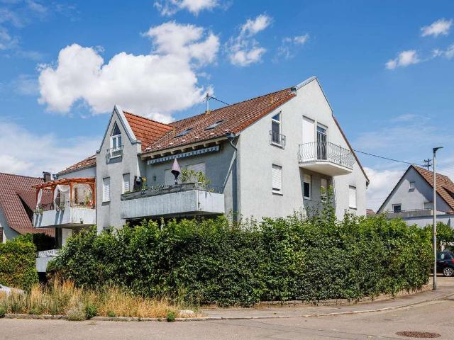 Helle 3 Zimmer Wohnung mit Balkon in Leingarten am Freibad zu verkaufen
