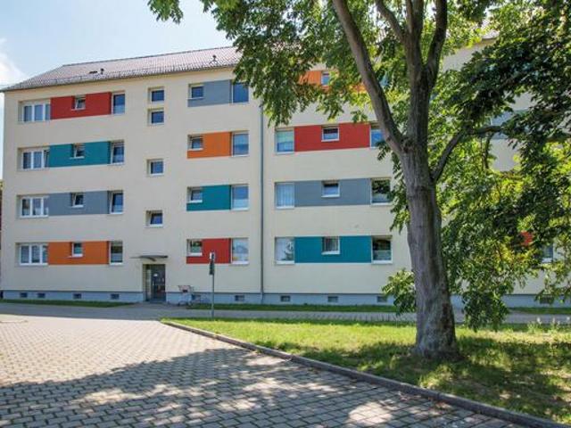 Helle 3 Zimmer Wohnung mit Balkon in ruhiger Wohnlage von Oschatz