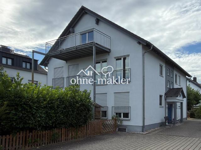 Helle 3 Zimmer Wohnung mit Balkon in ruhiger Lage