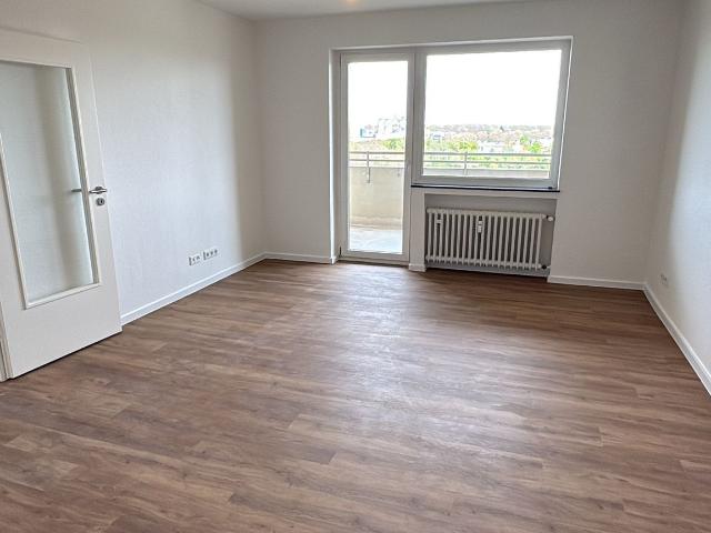 Helle 3 Zimmer Wohnung mit Balkon in Wesseling