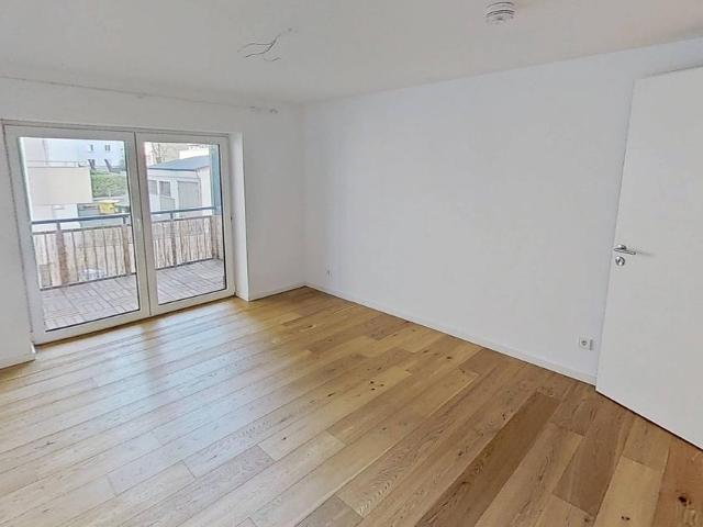 Helle 3 Zimmer Wohnung mit BALKON und moderner EINBAUKÜCHE im Stuttgarter Westen