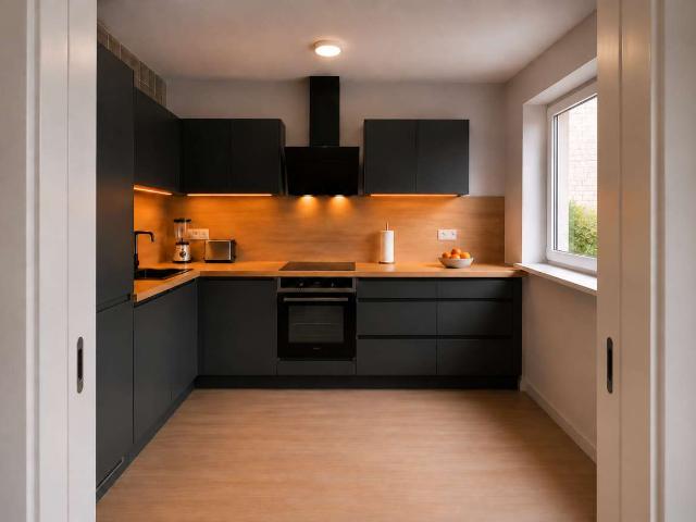 Helle 3 Zimmer Wohnung mit Balkon und neuer Einbauküche in Augsburg Hochzoll