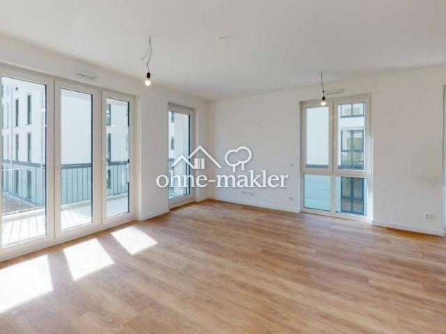 Helle 3 Zimmer Wohnung mit Balkon und Dusche + Badewanne in Nauen!