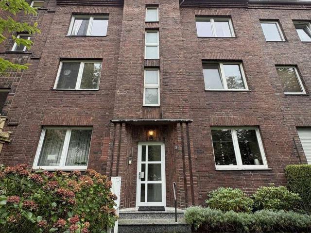 Helle 3 Zimmer Wohnung mit Balkon und Einbauküche in zentraler Lage von Krefeld