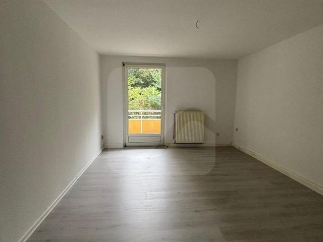 Helle 3 Zimmer Wohnung mit Balkon und individuellem Charme