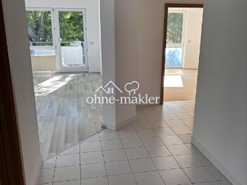 Helle 3 Zimmer Wohnung mit Balkon und TG Stellplatz in Weinstadt Enderbach