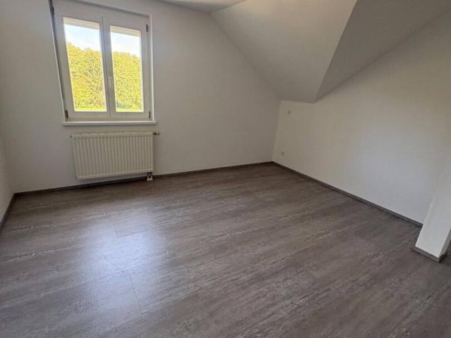 Helle 3 Zimmer Wohnung mit Carport und Kellerabteil in Unterrohr
