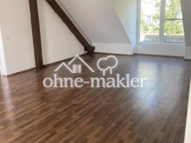 Helle 3 Zimmer Wohnung mit Dachterrasse