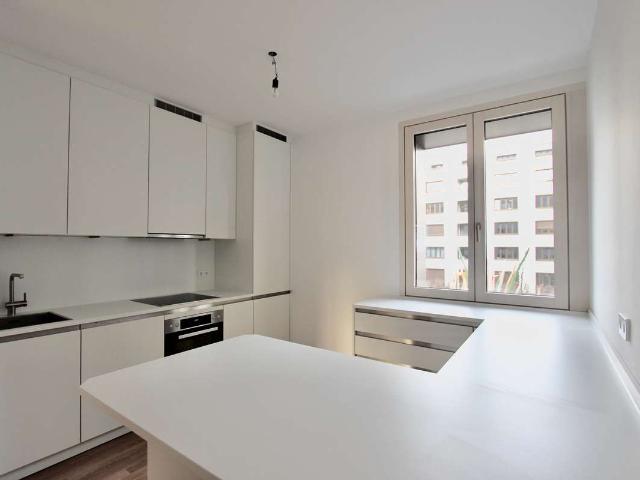 Helle 3 Zimmer Wohnung mit EBK