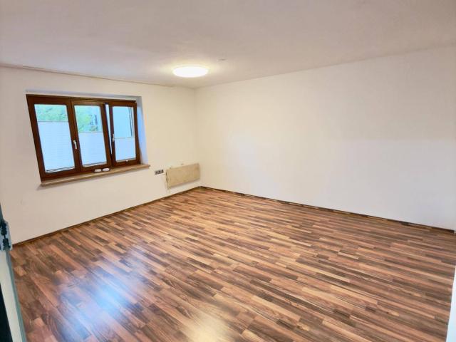 Helle 3 Zimmer Wohnung mit Einbauküche und Stellplatz in Bregenz, ruhig und See nahe