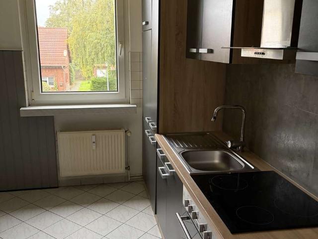 Helle 3 Zimmer Wohnung mit Einbauküche in ruhiger Lage von Semlow