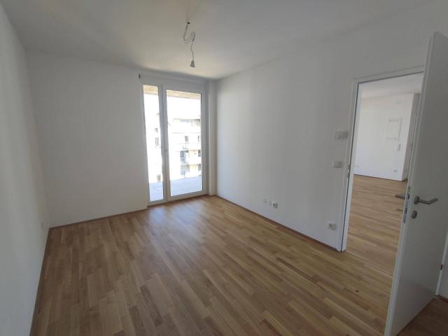 Helle 3 Zimmer Wohnung mit großem Balkon in Top Lage beim Augarten