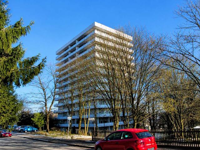„Helle 3 Zimmer Wohnung mit großem Balkon & schönem Ausblick“