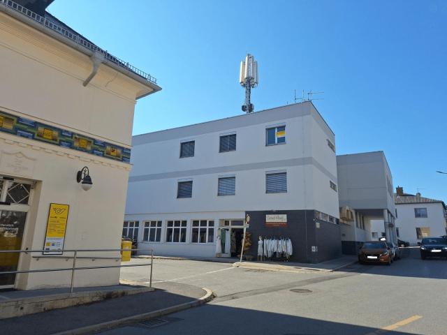 Helle 3 Zimmer Wohnung mit großzügigem Grundriss im 2. Liftstock