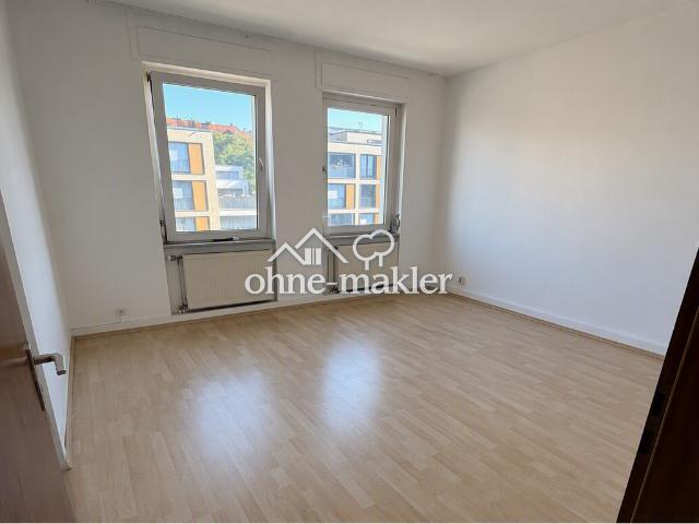 Helle 3 Zimmer Wohnung mit großzügigem Grundriss
